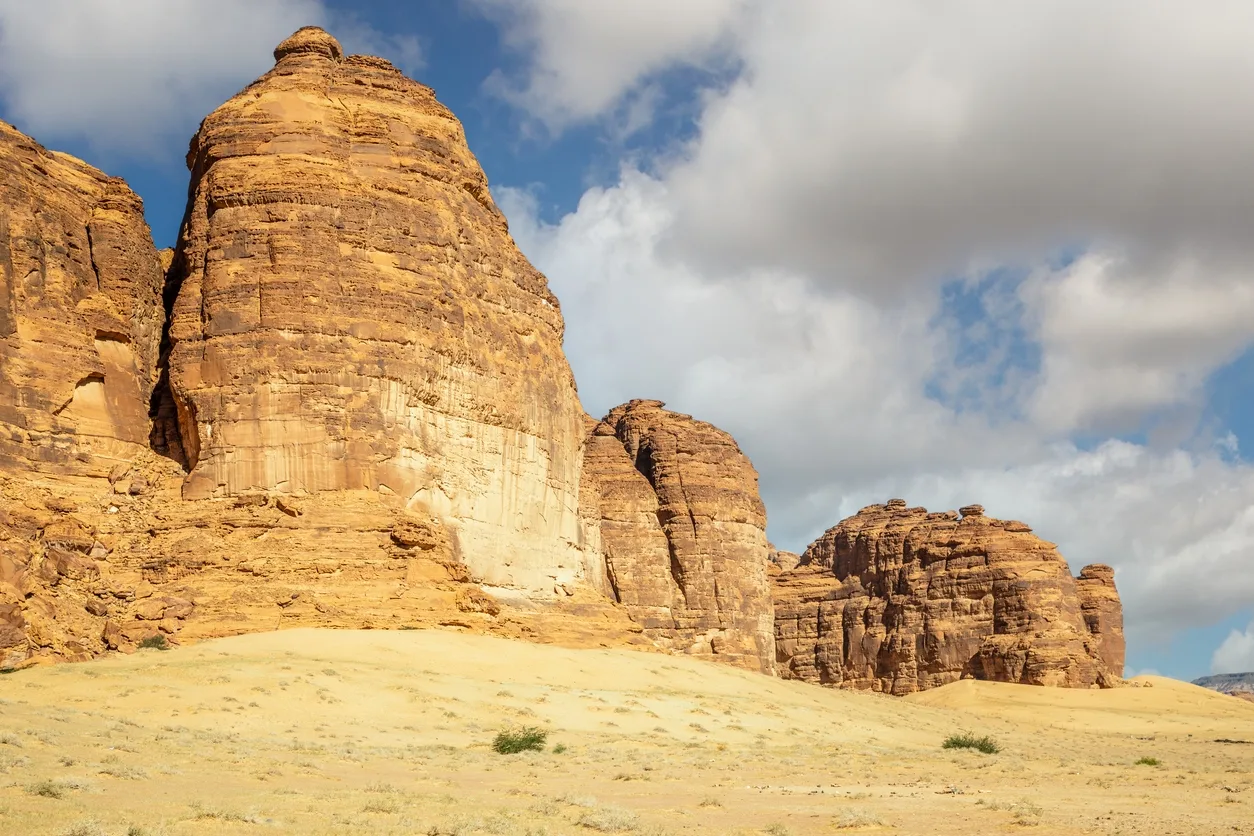 Unforgettable Egypt to Saudi Arabia Grand Journey Nile Cruise, Cairo, Riyadh & AlUla – 13 Days - allroyalegypt